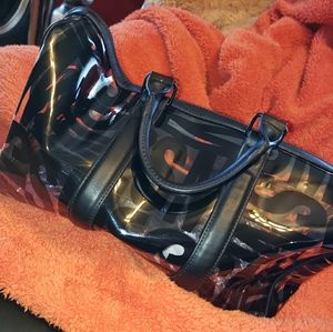 Steve Madden Travel Barrel bag